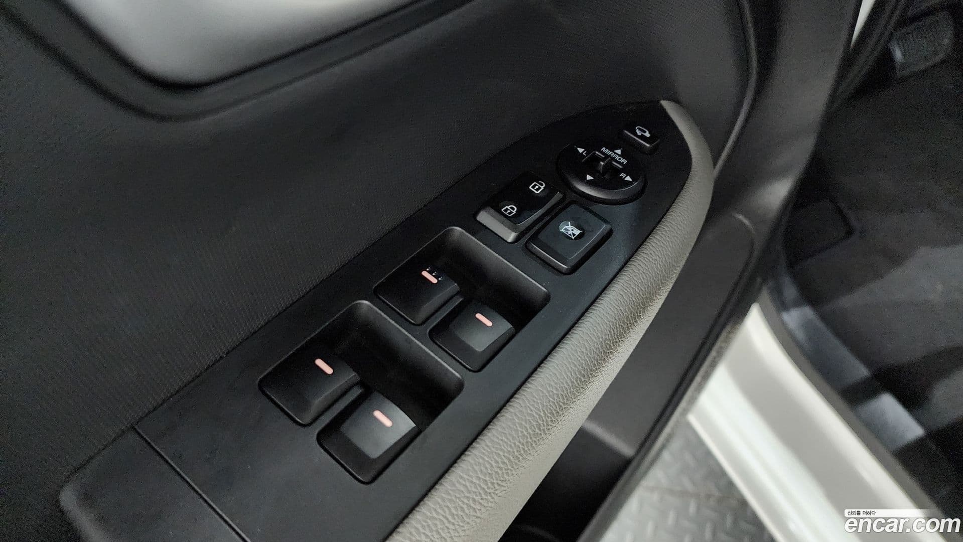 Main__Slider__Photo:RAY Kia 2023.9-28