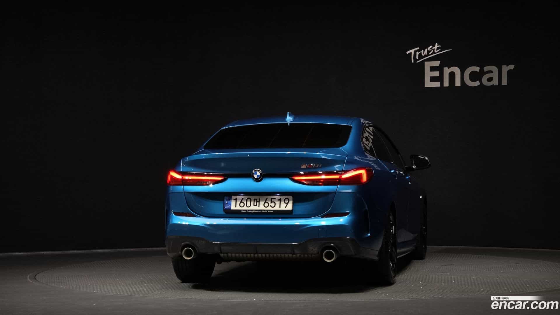 2-Series BMW 2022.0-OUTER-004