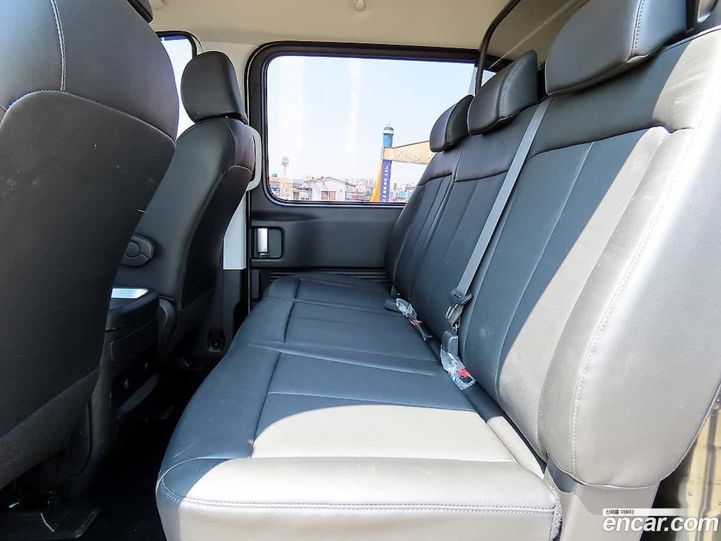 Staria Hyundai 2022.0-OUTER-006