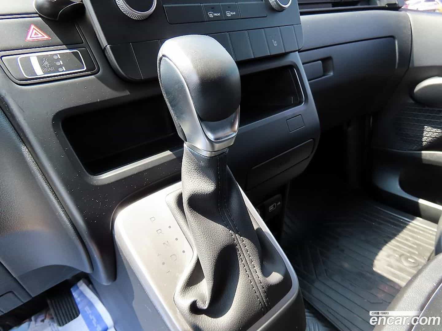 Staria Hyundai 2022.0-OPTION-015