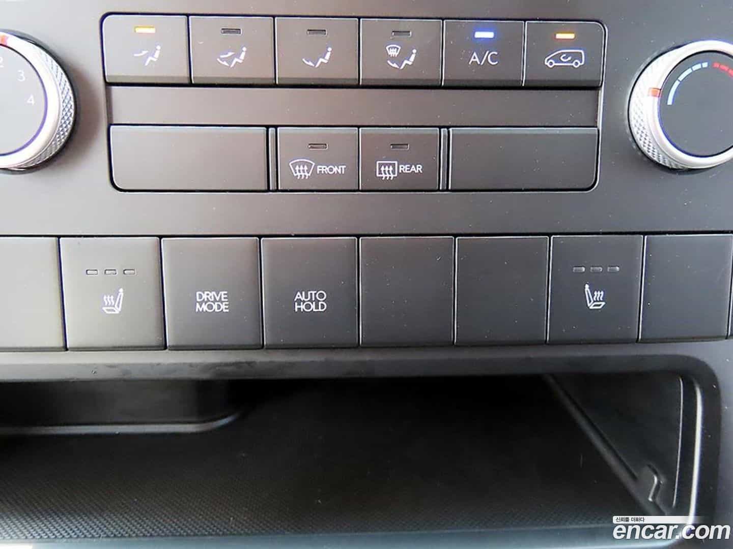 Staria Hyundai 2022.0-OPTION-018