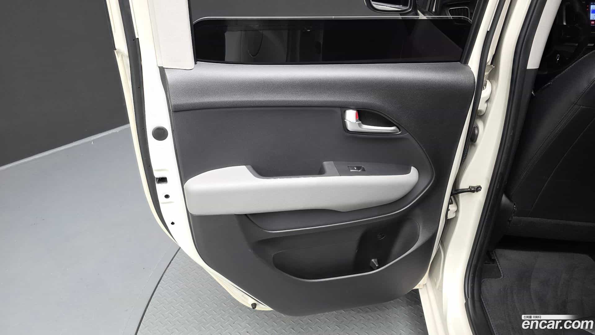 RAY Kia 2019.7-INNER-035