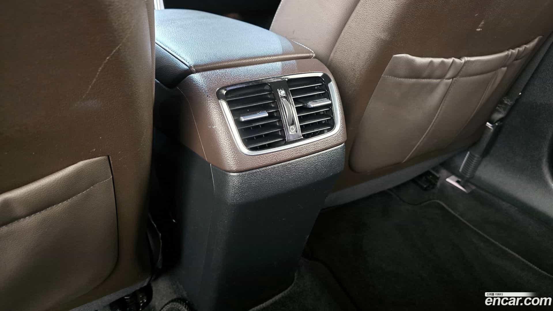 Grandeur Hyundai 2017.2-OPTION-044