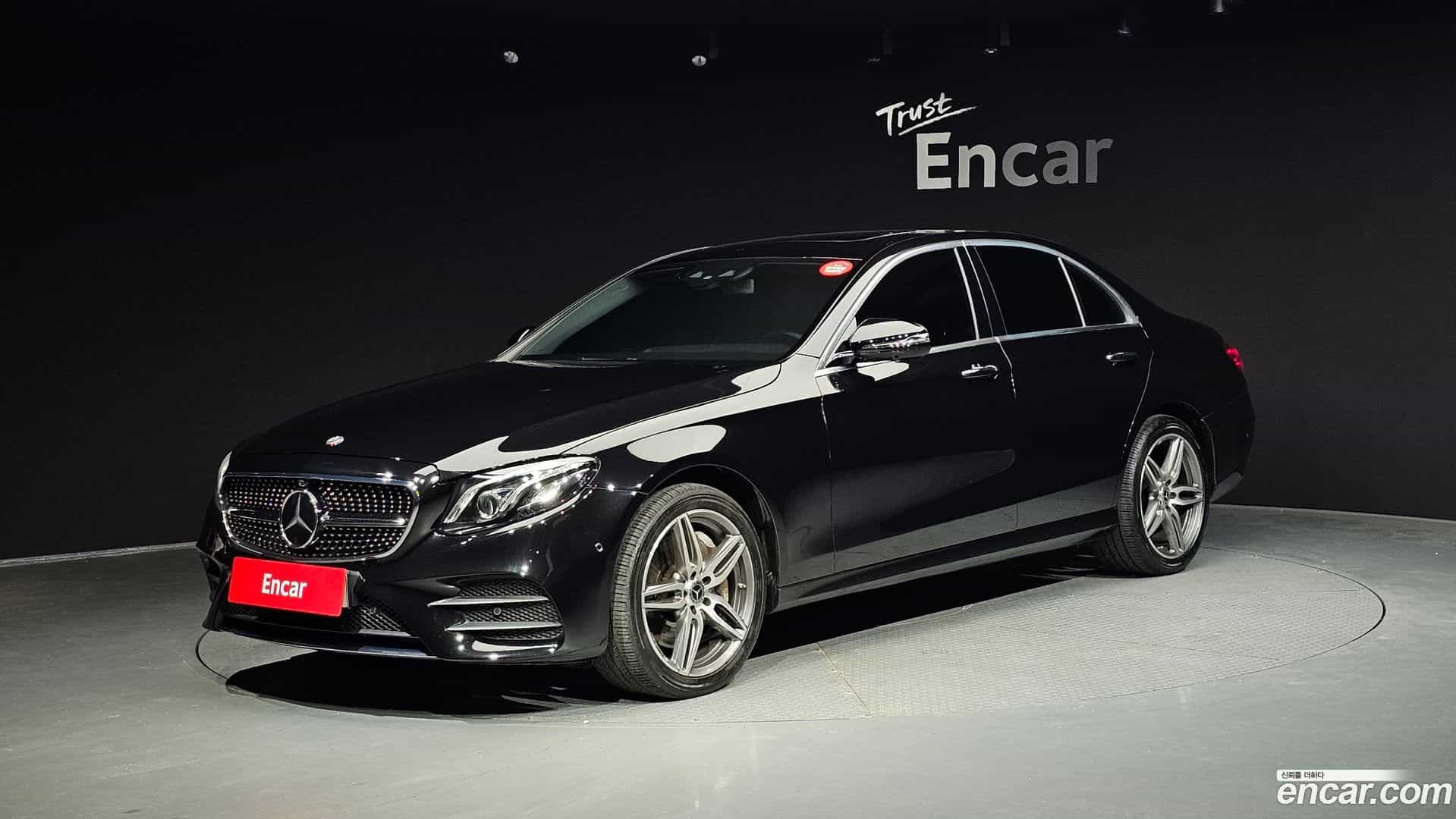 E-Class Mercedes-Benz 2020.4-OUTER-001