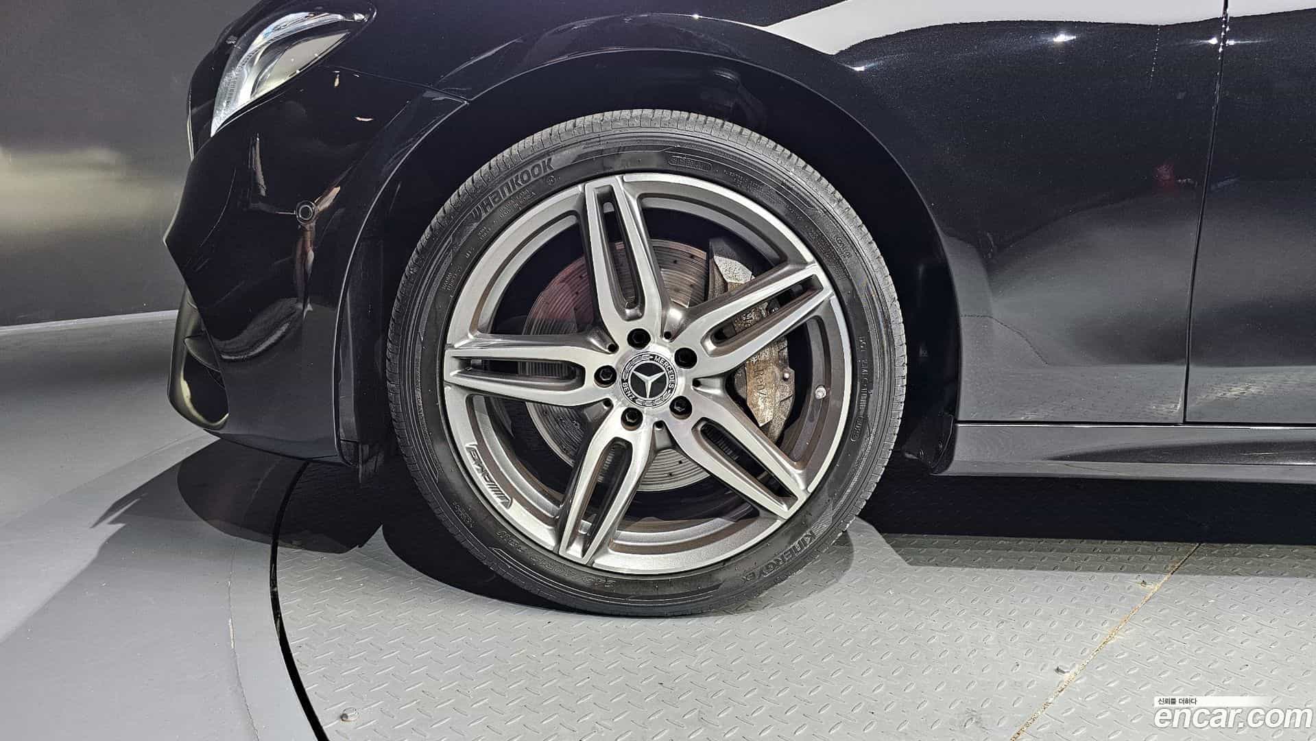 E-Class Mercedes-Benz 2020.4-OUTER-005