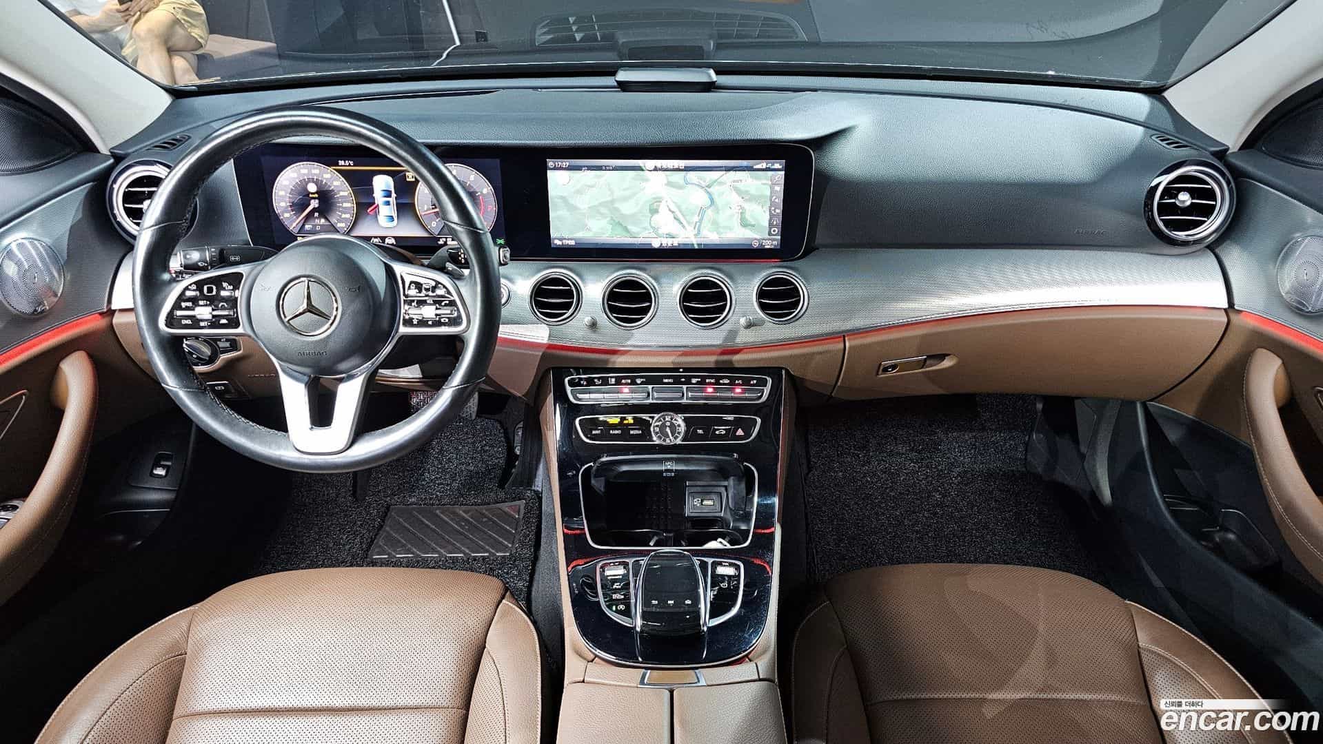 E-Class Mercedes-Benz 2020.4-INNER-007