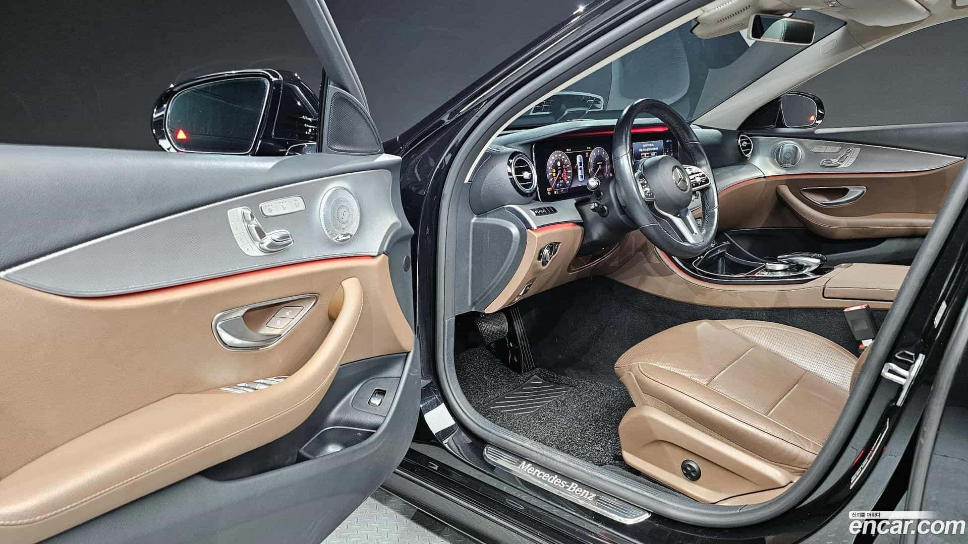 E-Class Mercedes-Benz 2020.4-INNER-010