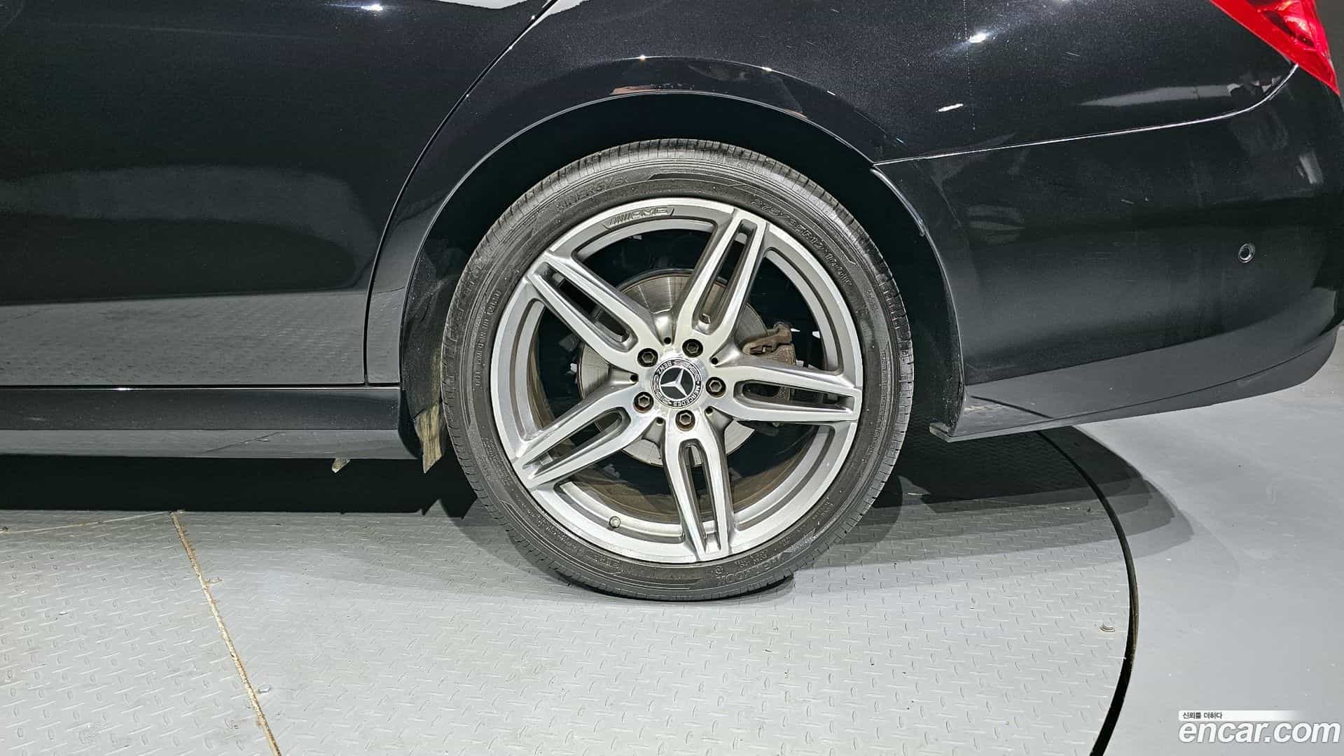 E-Class Mercedes-Benz 2020.4-OUTER-031