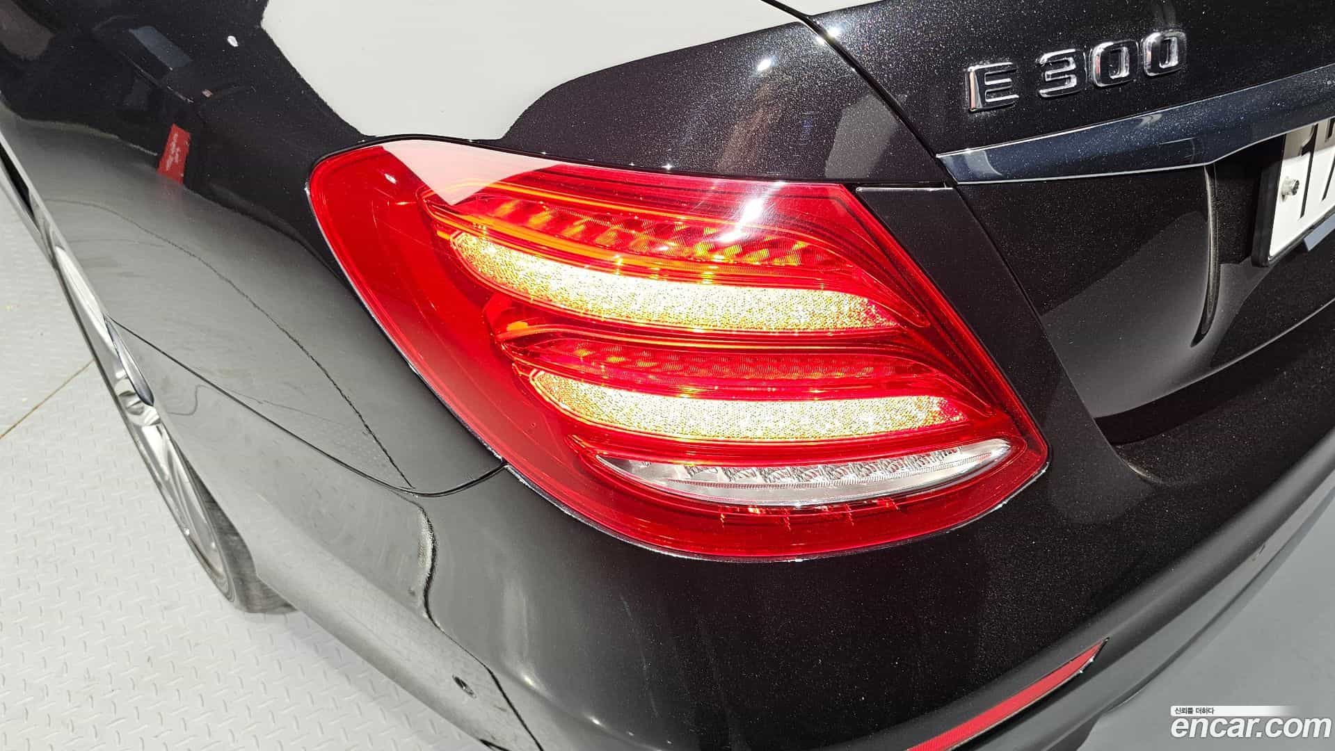 E-Class Mercedes-Benz 2020.4-OUTER-033