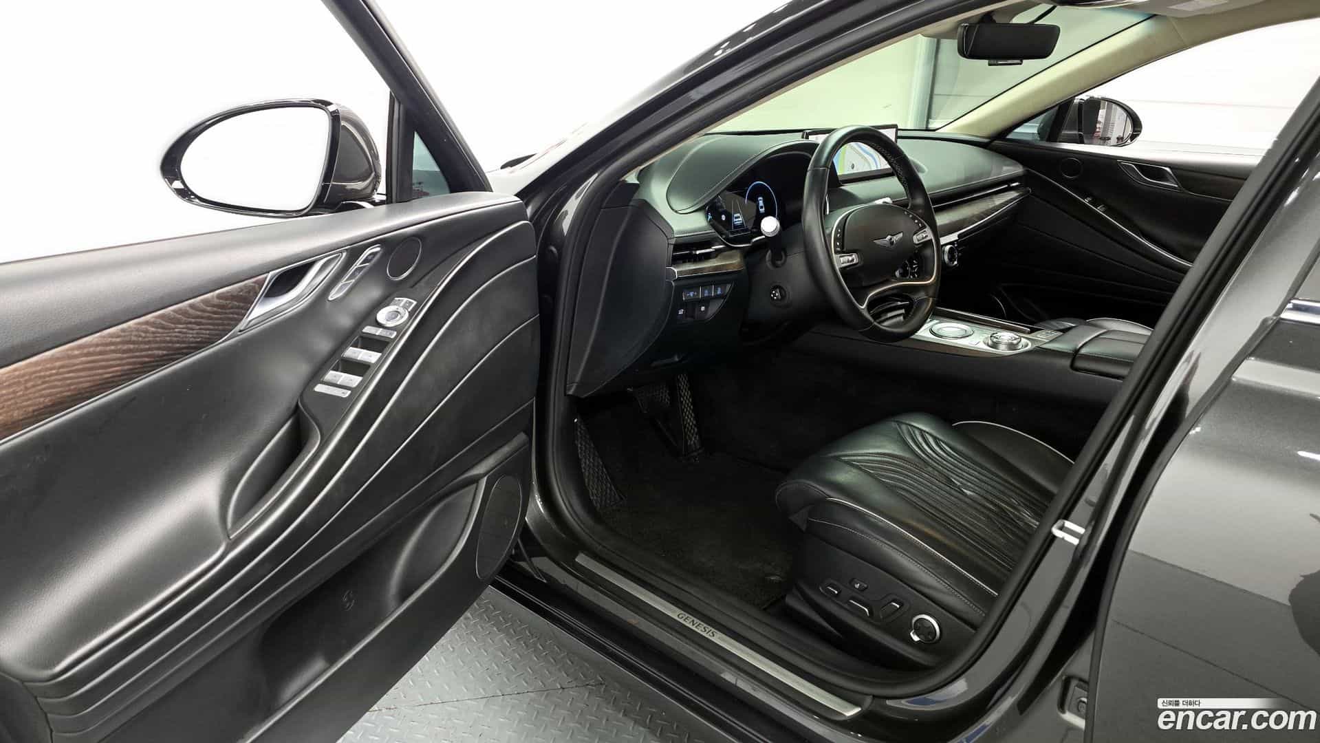G80 Genesis 2022.4-INNER-010