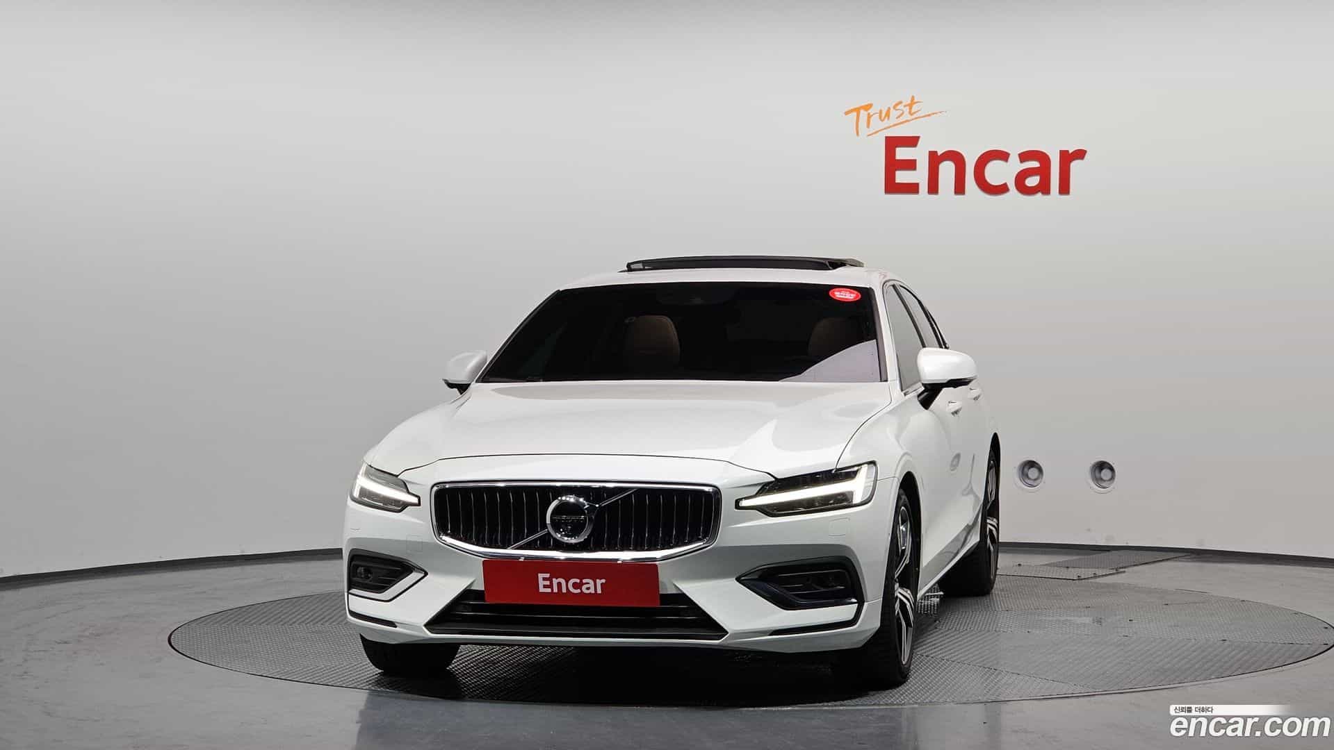 S60 Volvo 2020.0-OUTER-003