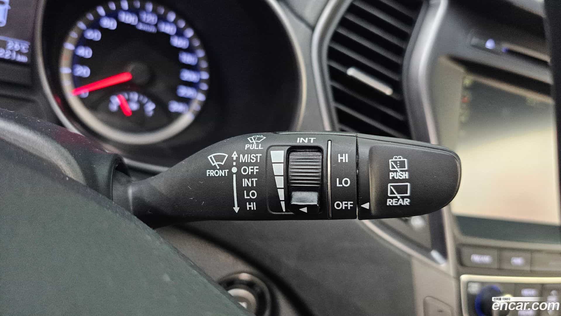 Santafe Hyundai 2015.5-OPTION-042