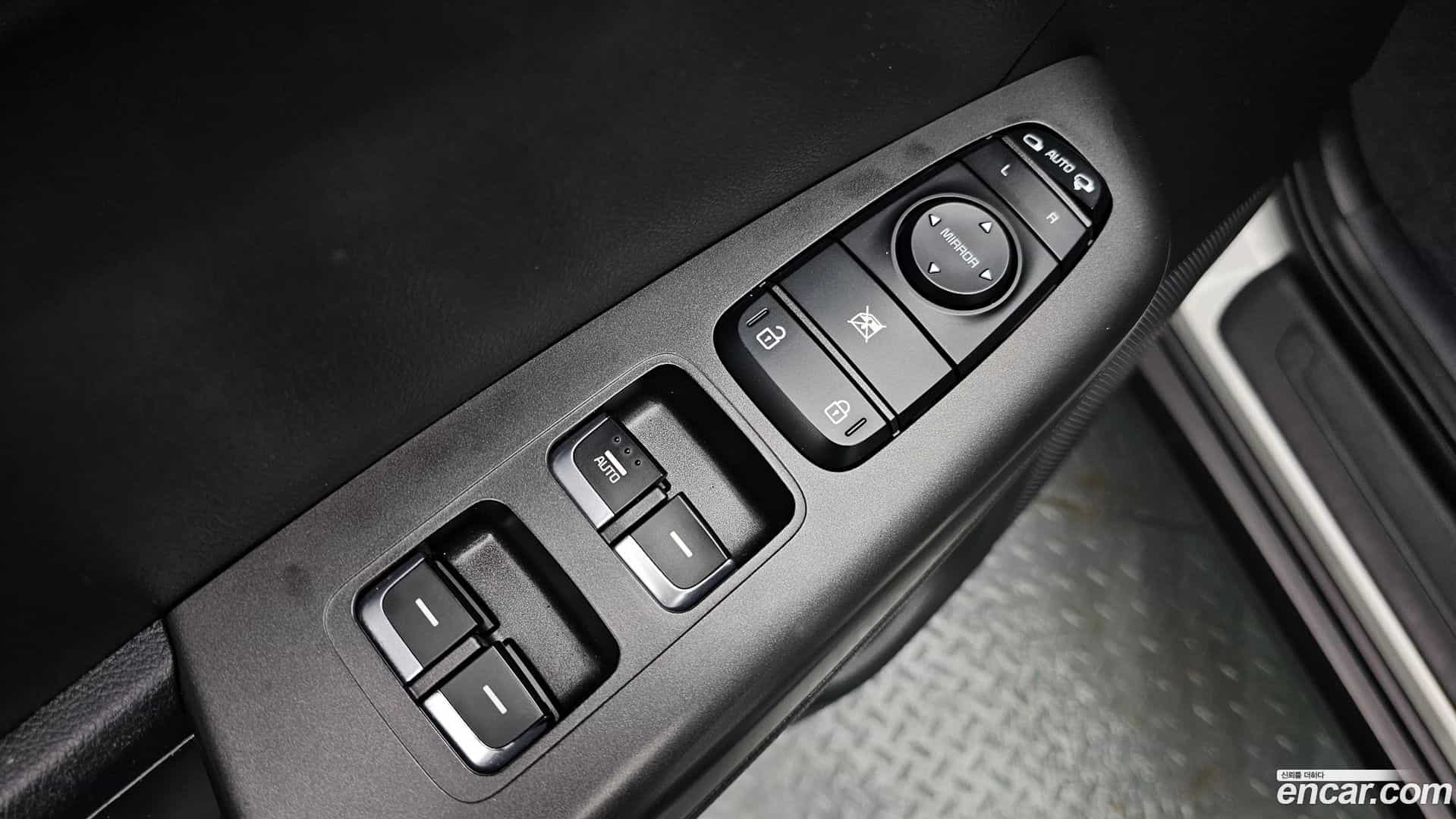 Sportage Kia 2018.10-OPTION-023