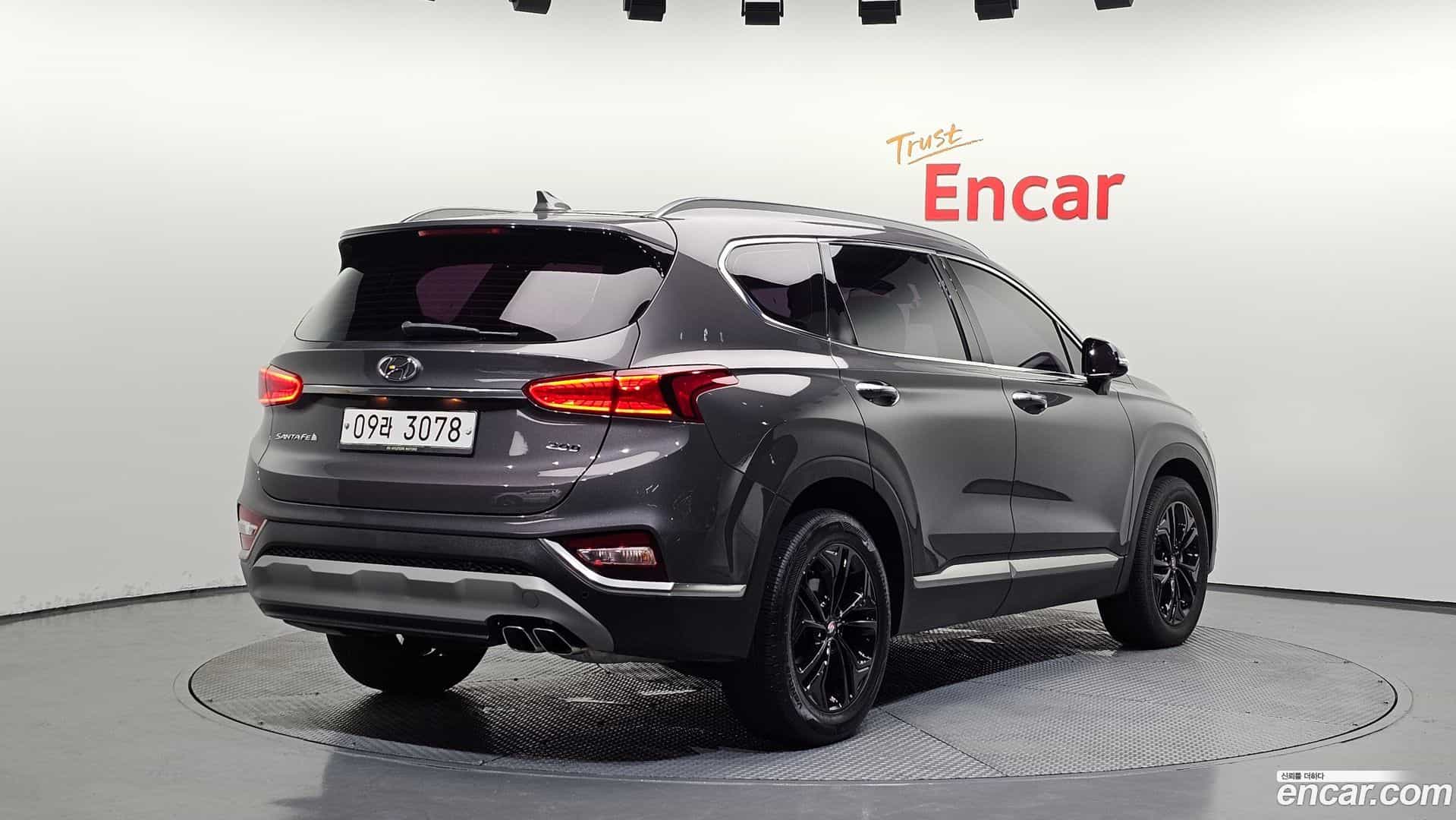 Santafe Hyundai 2019.2-OUTER-002