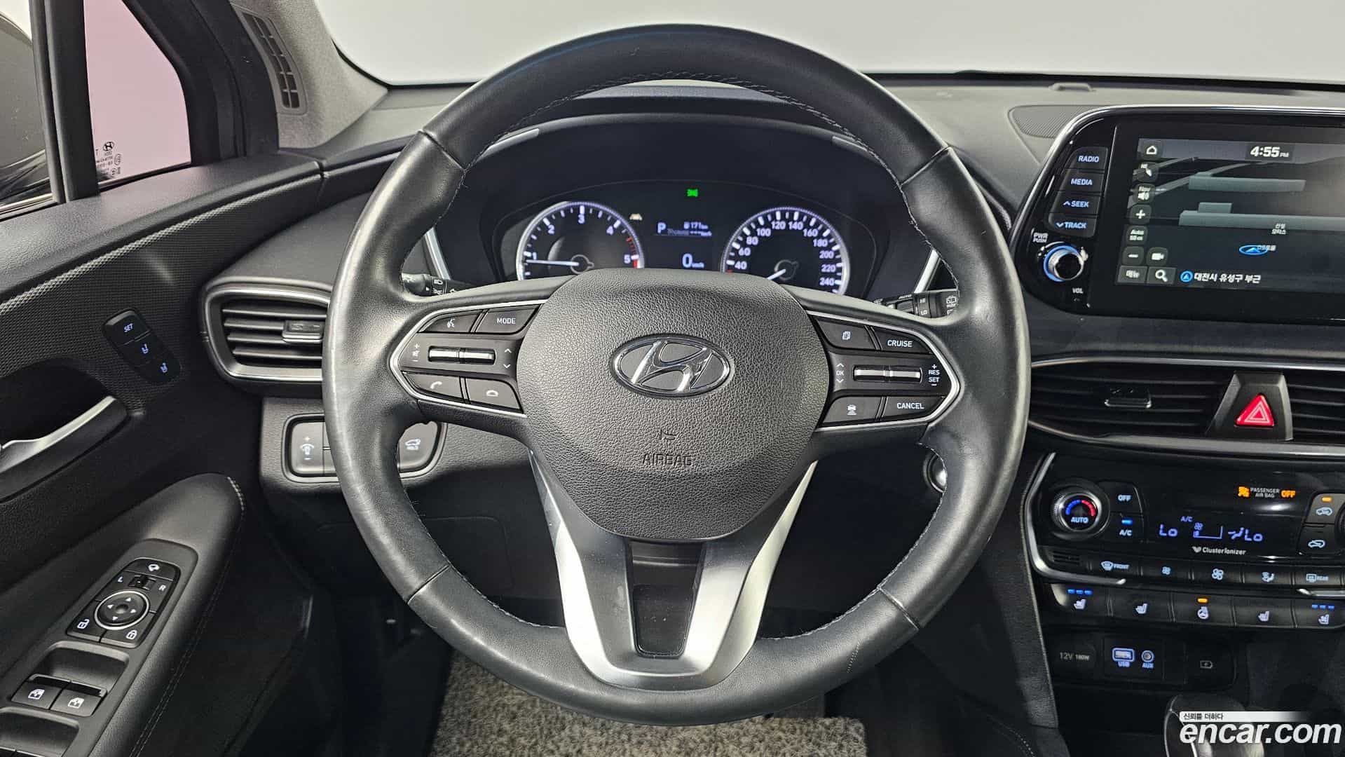 Santafe Hyundai 2019.2-OPTION-019