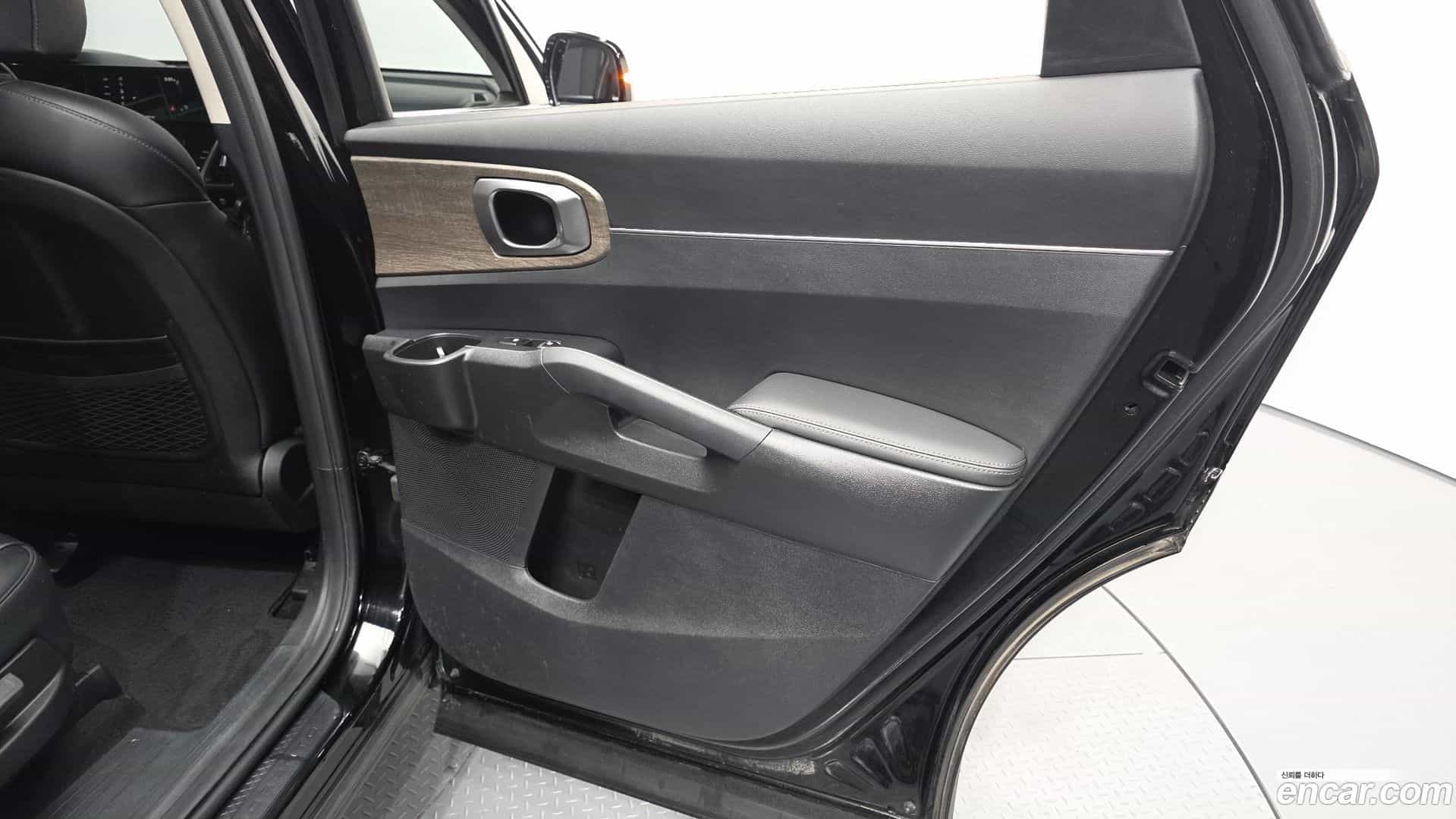 Sorento Kia 2021.6-INNER-035