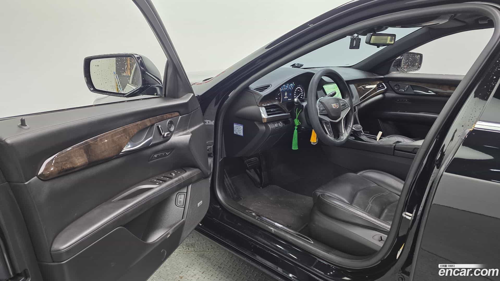 CT6 Cadillac 2016.11-INNER-010