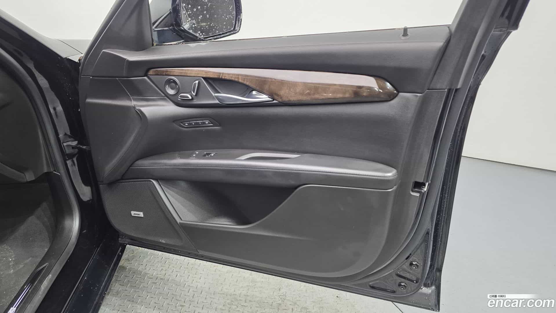 CT6 Cadillac 2016.11-INNER-034