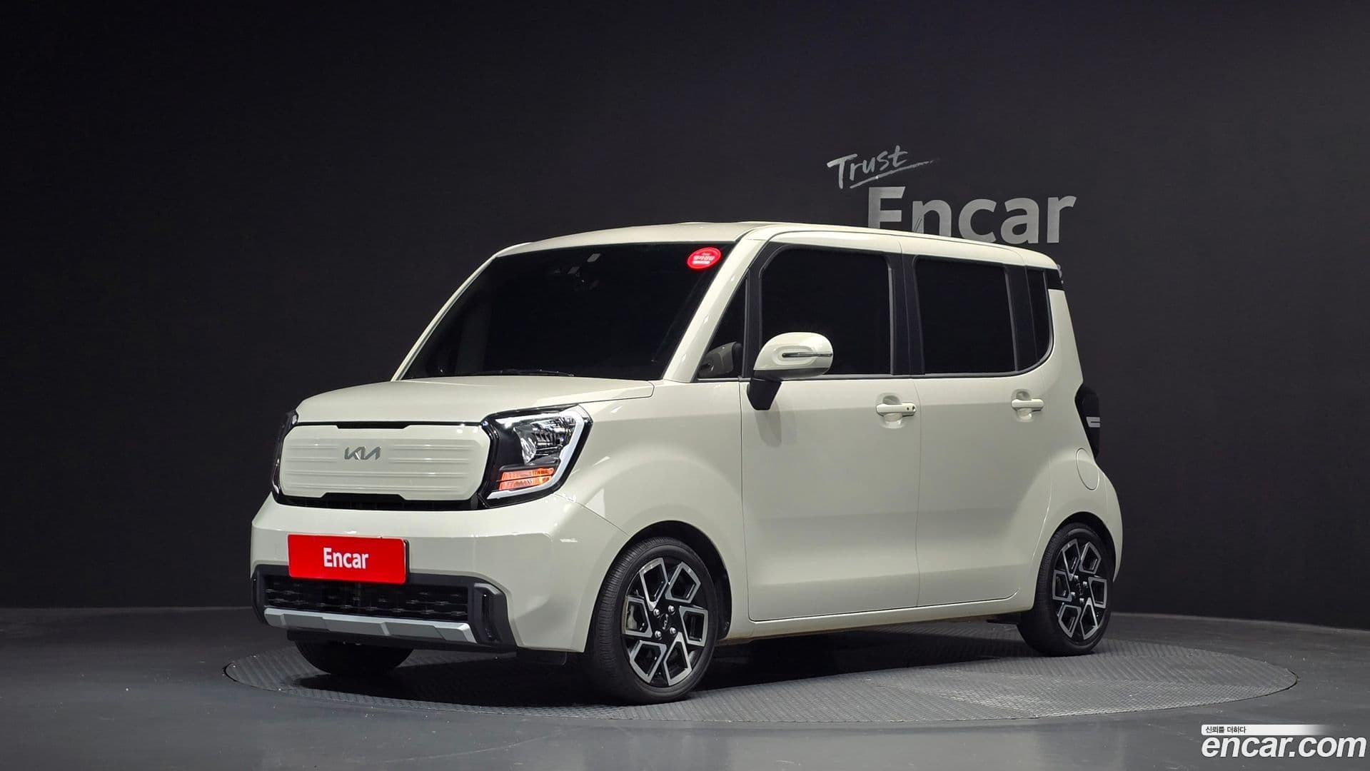 Main__Slider__Photo:RAY Kia 2023.3-0