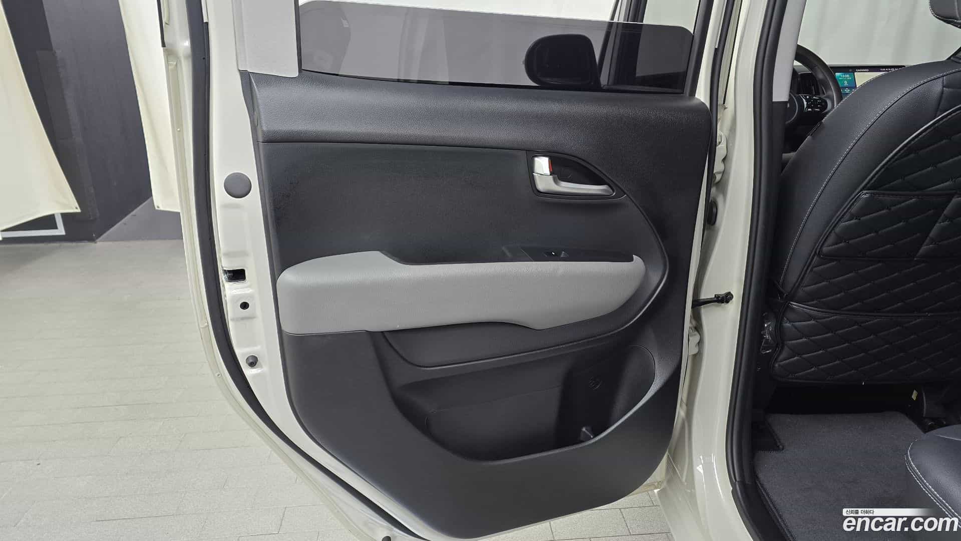 RAY Kia 2023.3-INNER-035