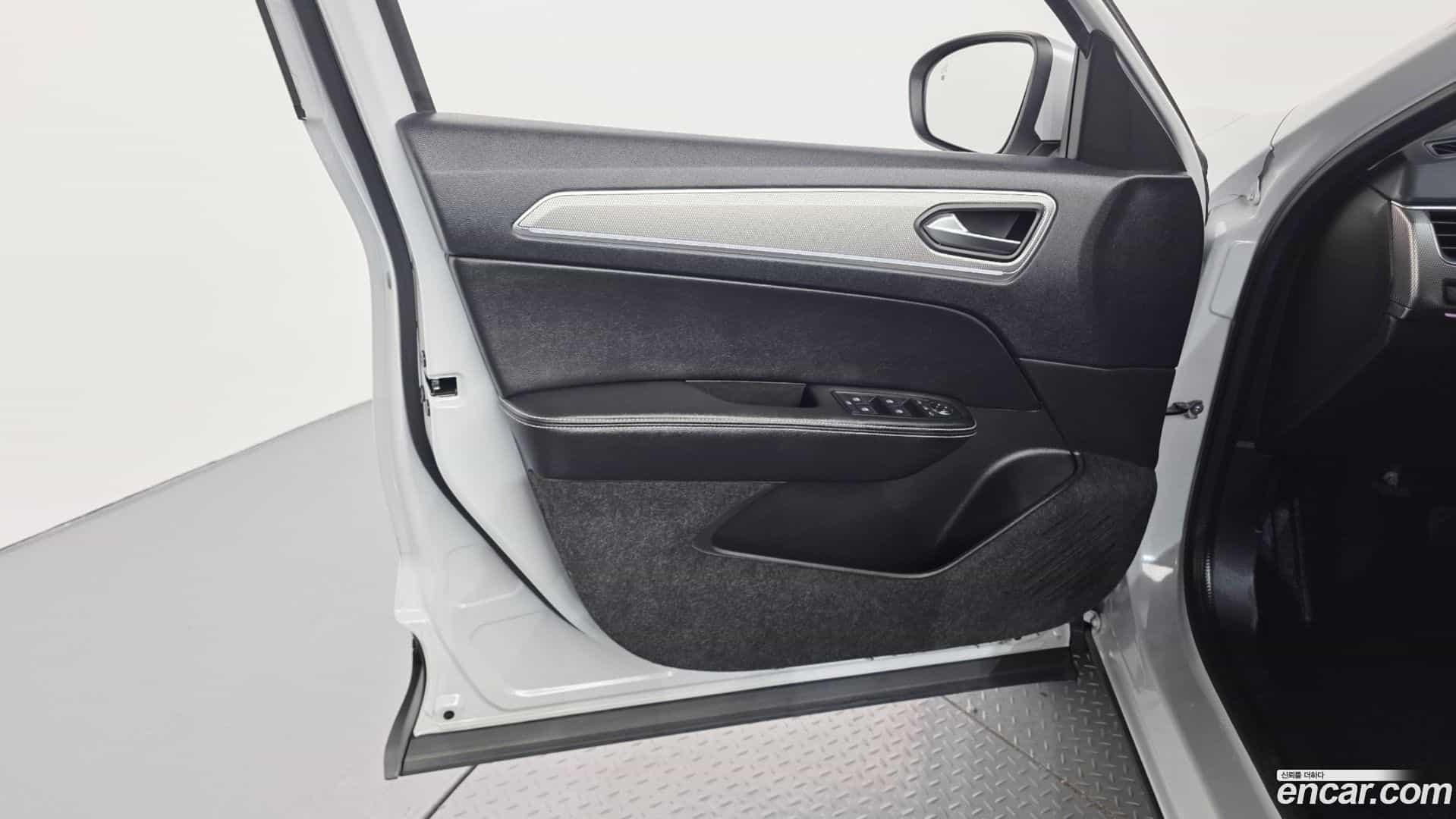 XM3 Renault Korea 2023.2-INNER-034