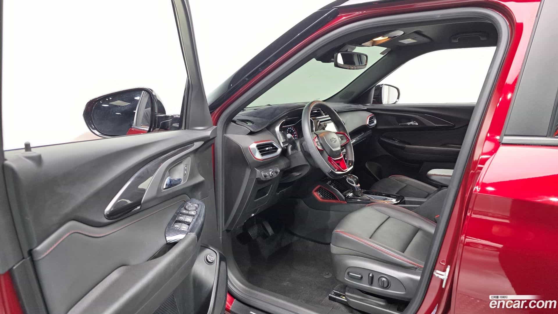 Trailblazer Chevrolet 2022.3-INNER-010