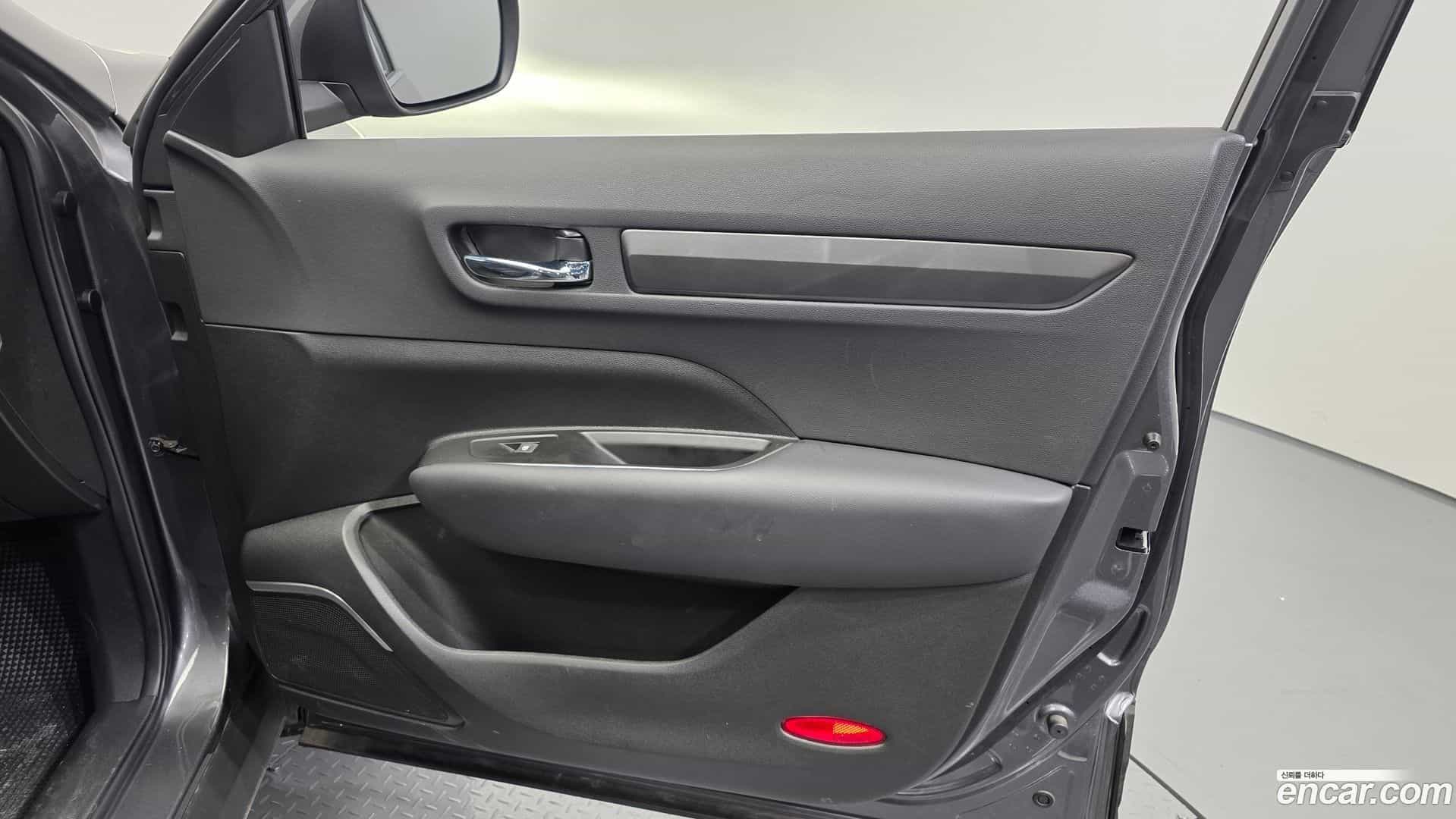 QM6 Renault Korea 2023.3-INNER-035