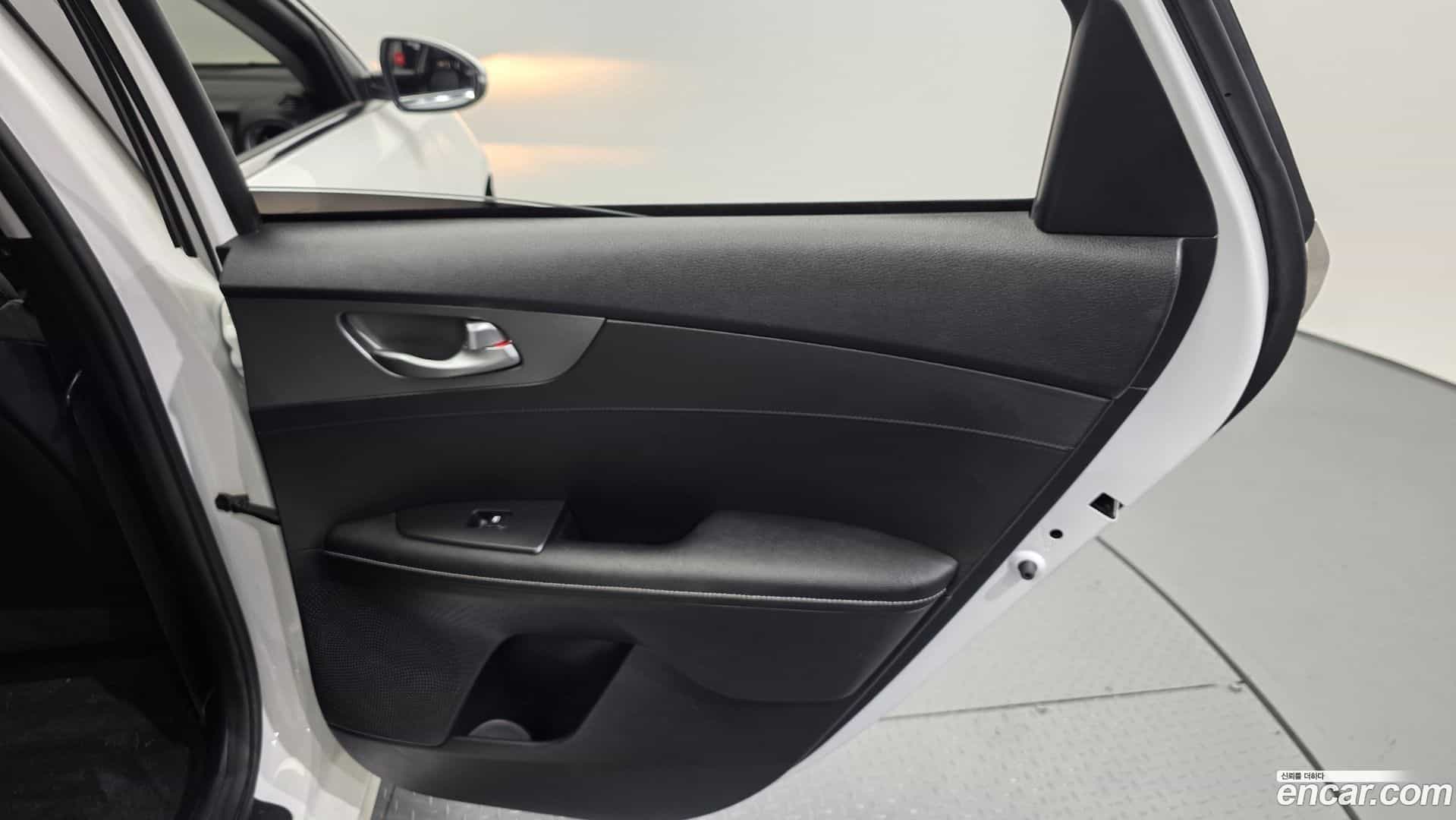 K3 Kia 2018.5-INNER-035
