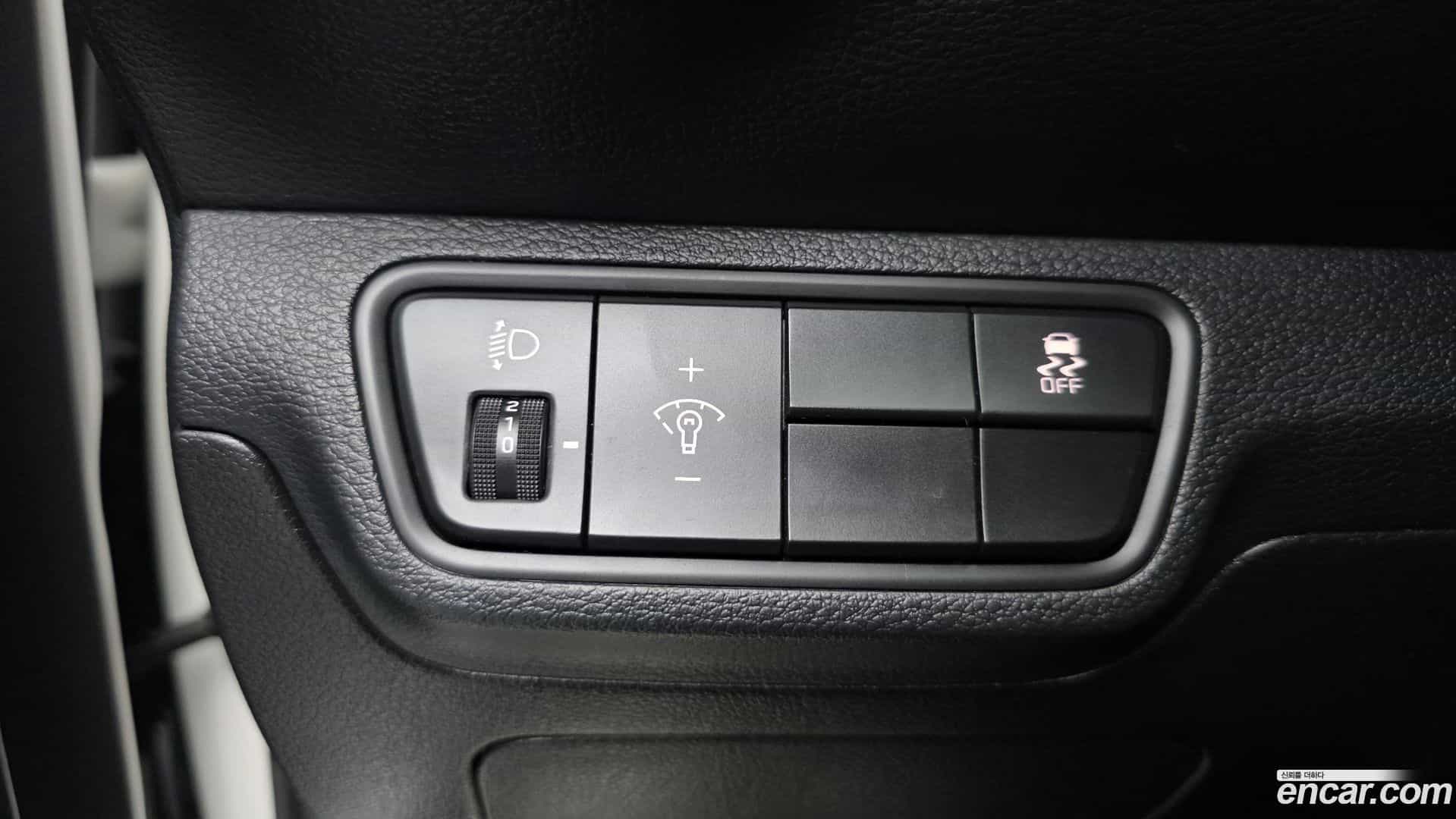 K3 Kia 2018.5-OPTION-043