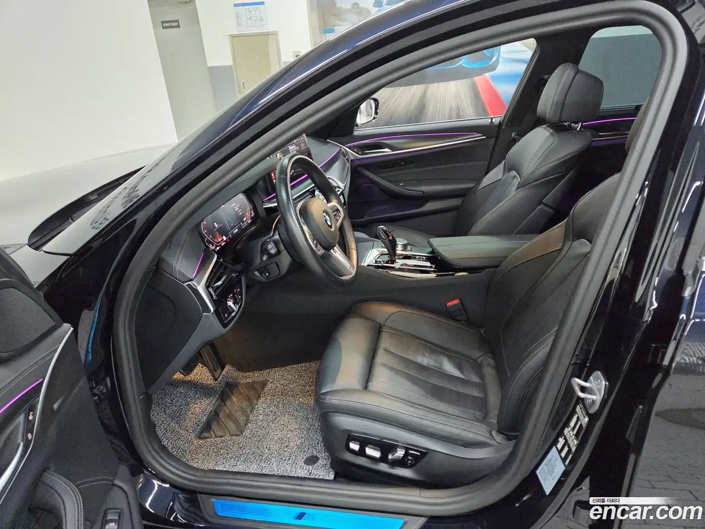 5-Series BMW 2023.4-OPTION-015