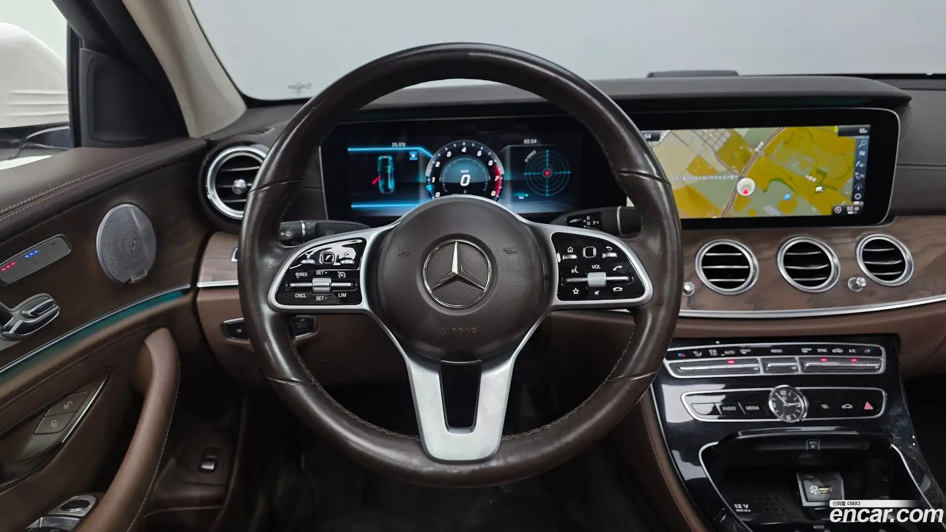 E-Class Mercedes-Benz 2018.7-OPTION-018