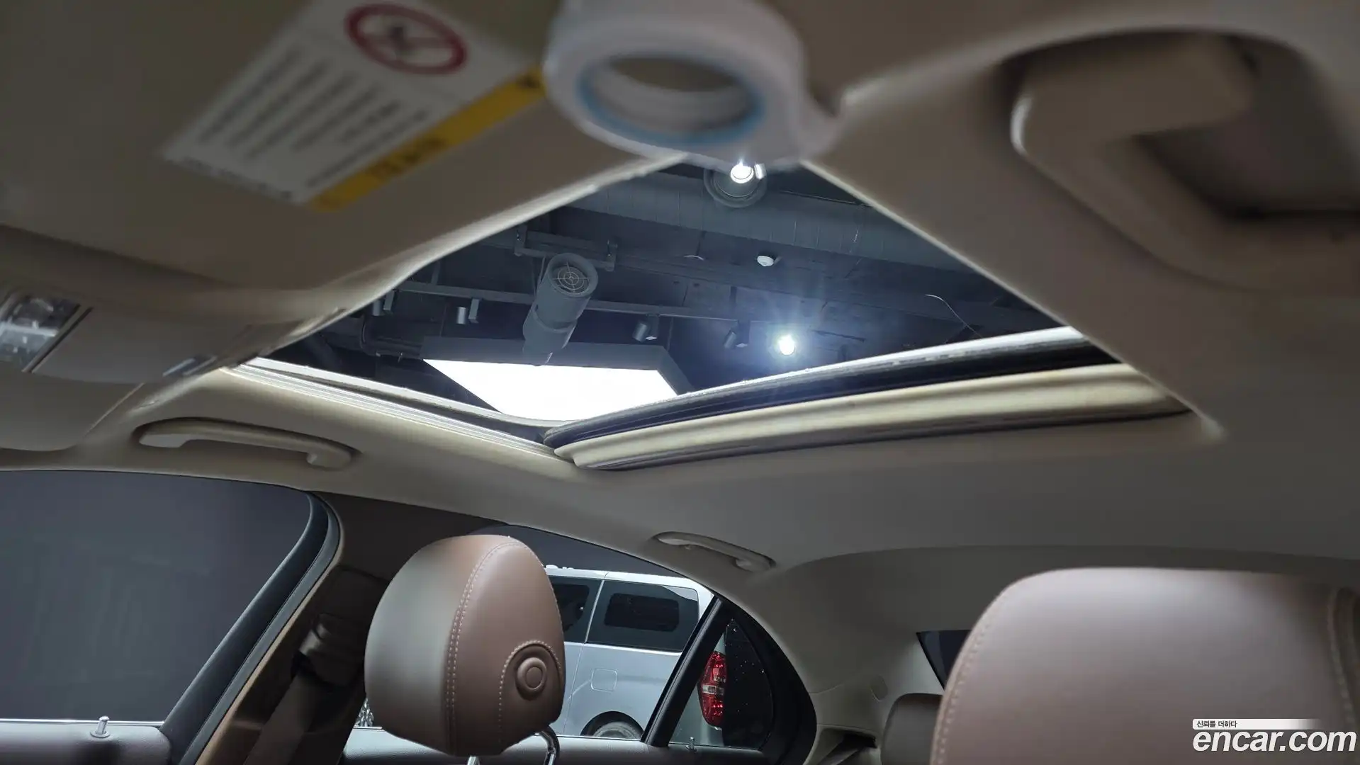E-Class Mercedes-Benz 2018.7-OPTION-020
