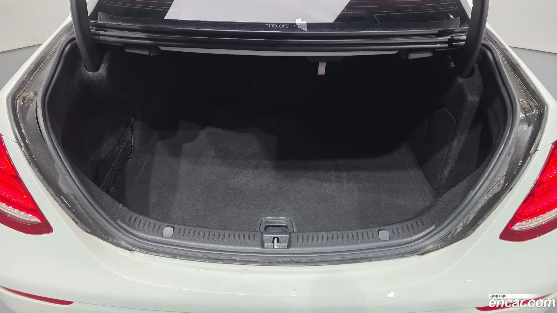 E-Class Mercedes-Benz 2018.7-OPTION-022