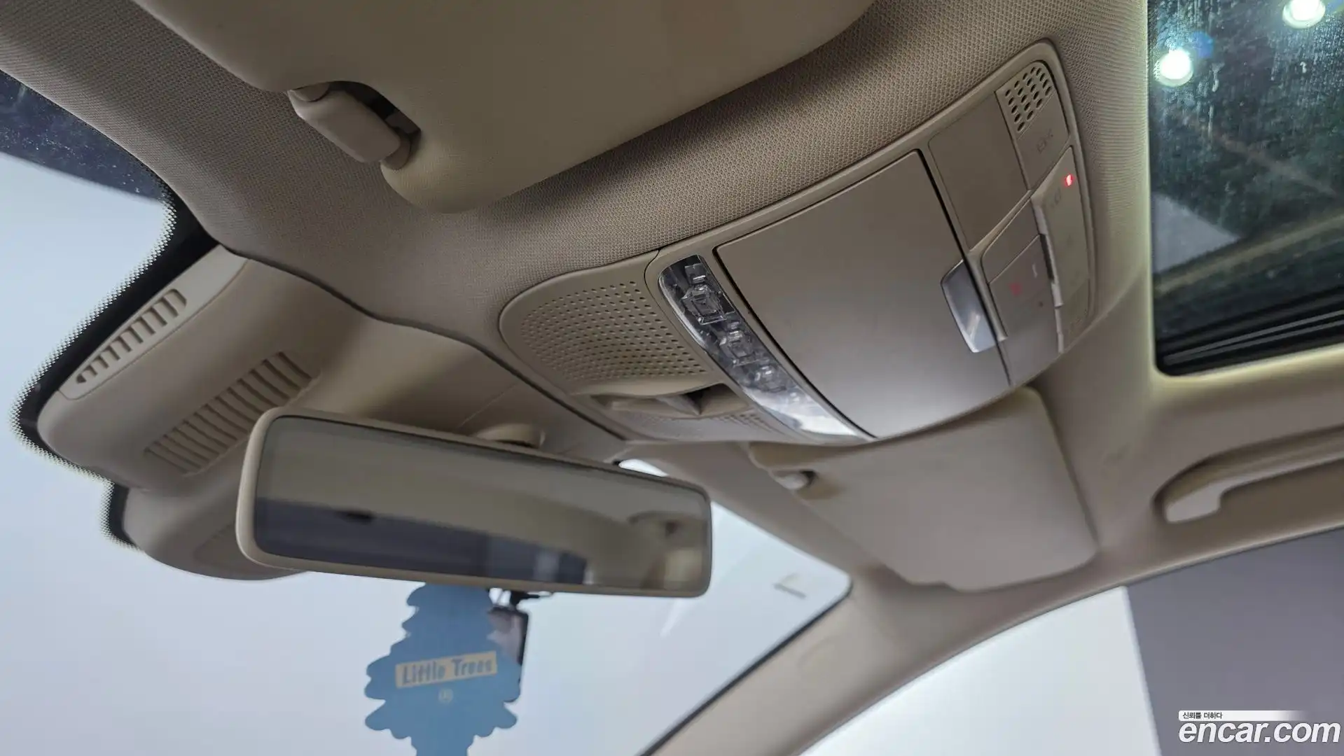 E-Class Mercedes-Benz 2018.7-OPTION-024