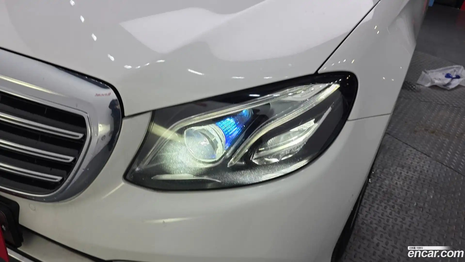 E-Class Mercedes-Benz 2018.7-OUTER-032