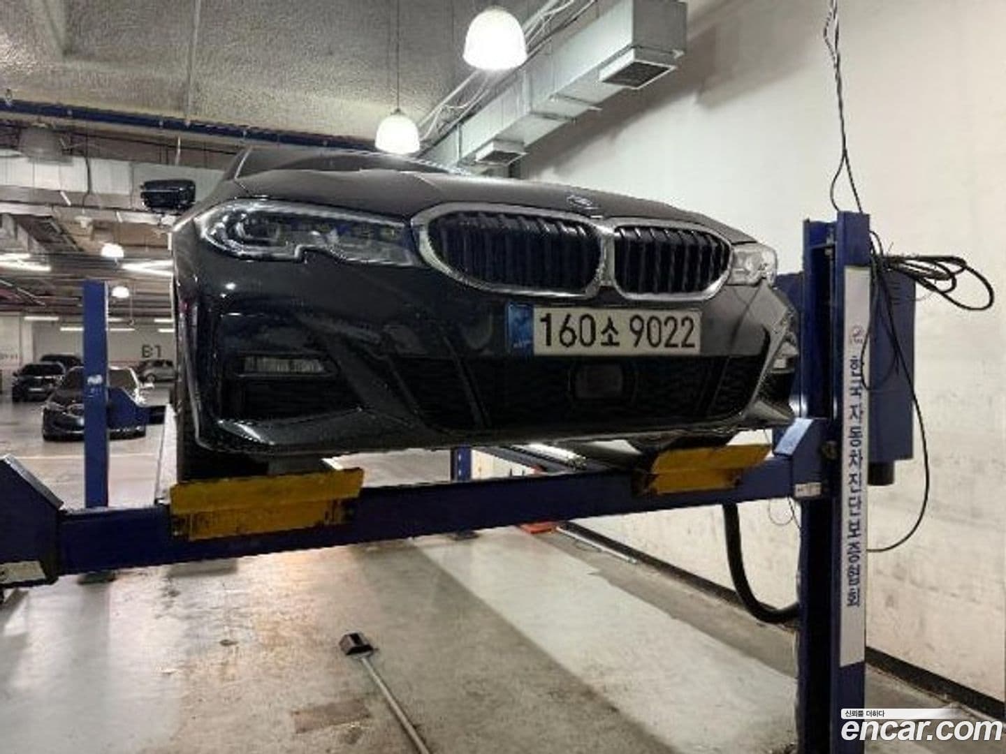 Main__Slider__Photo:3-Series BMW 2022.0-0