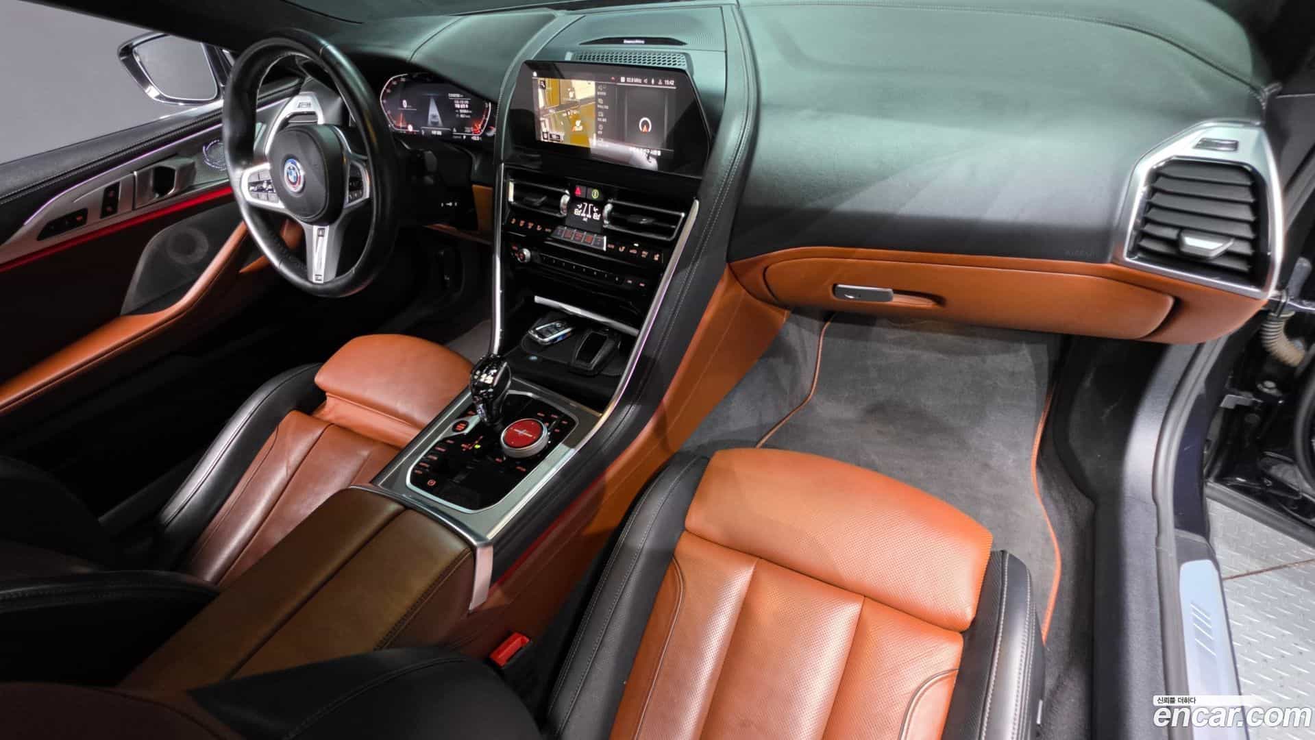 8-Series BMW 2022.4-INNER-007