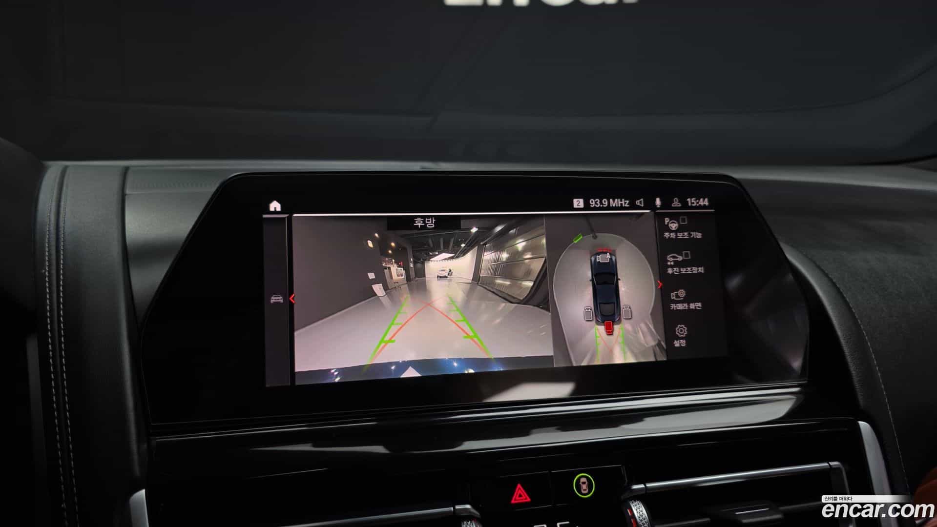 8-Series BMW 2022.4-OPTION-019
