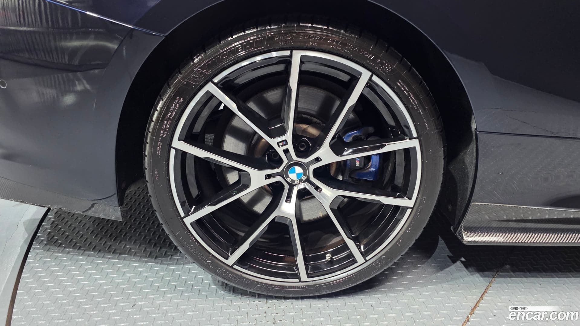 Main__Slider__Photo:8-Series BMW 2022.4-21