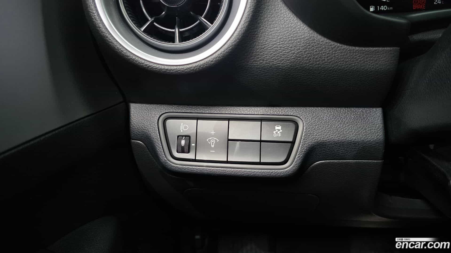 K3 Kia 2022.2-OPTION-023