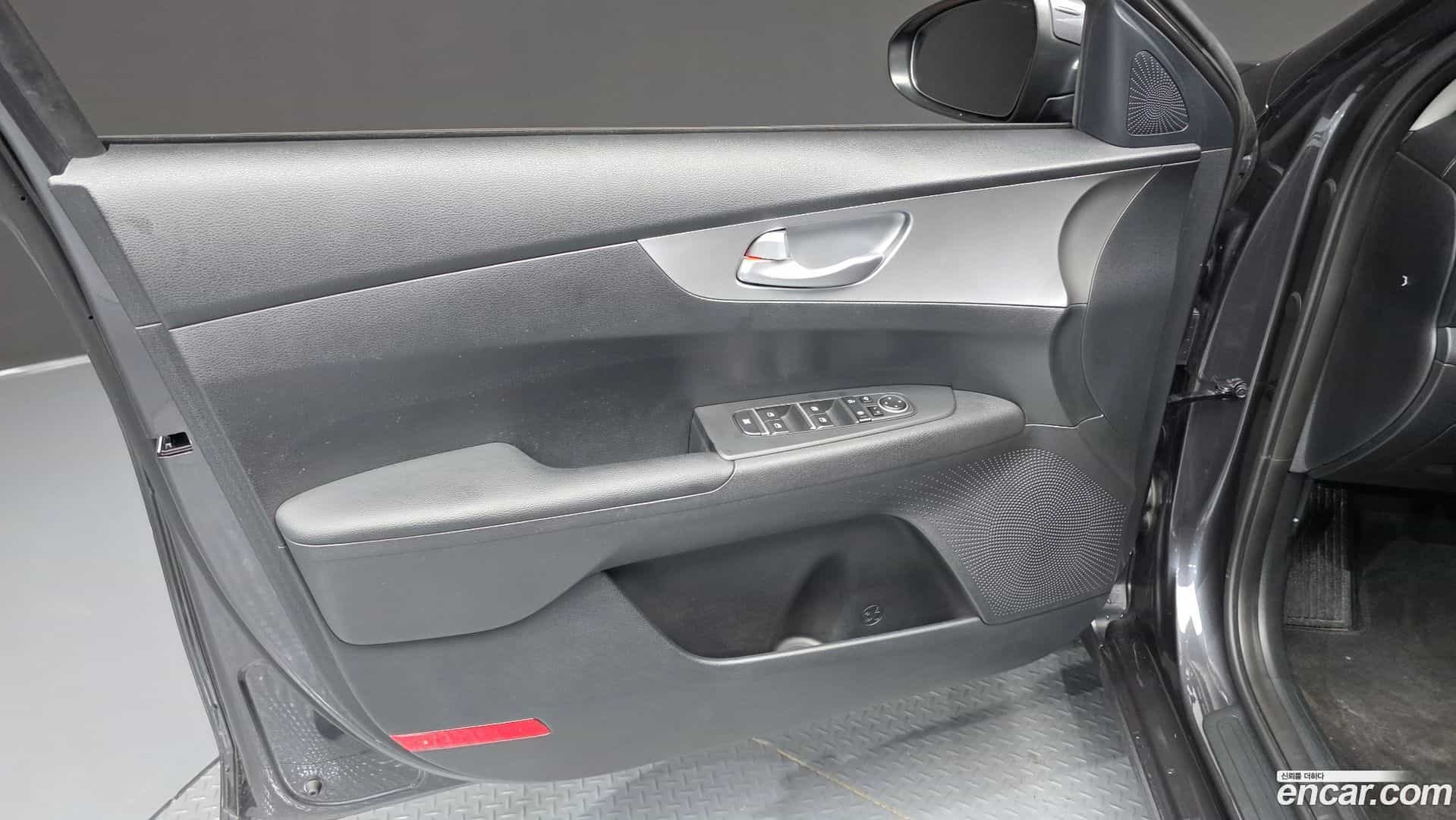 K3 Kia 2022.2-INNER-034