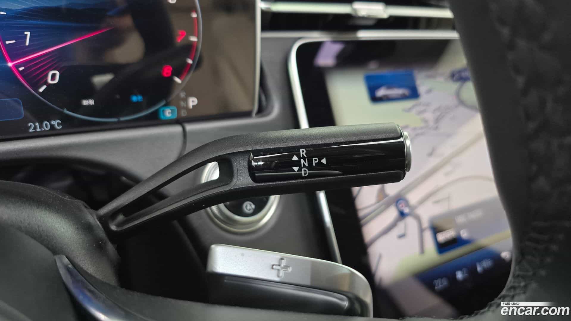 E-Class Mercedes-Benz 2025.5-INNER-009