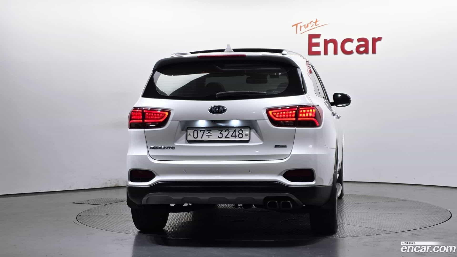 Sorento Kia 2017.8-OUTER-004