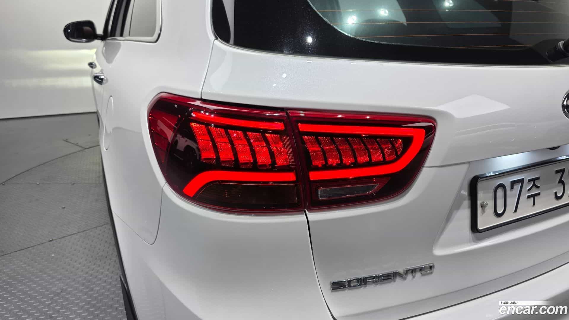 Sorento Kia 2017.8-OUTER-033
