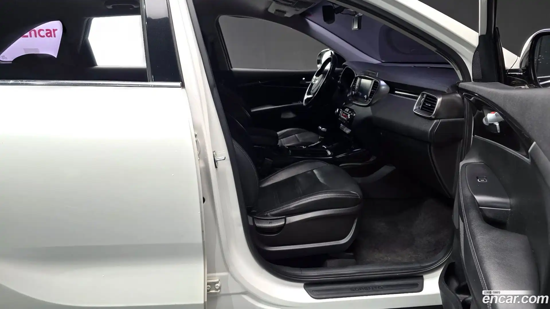 Sorento Kia 2018.0-INNER-010