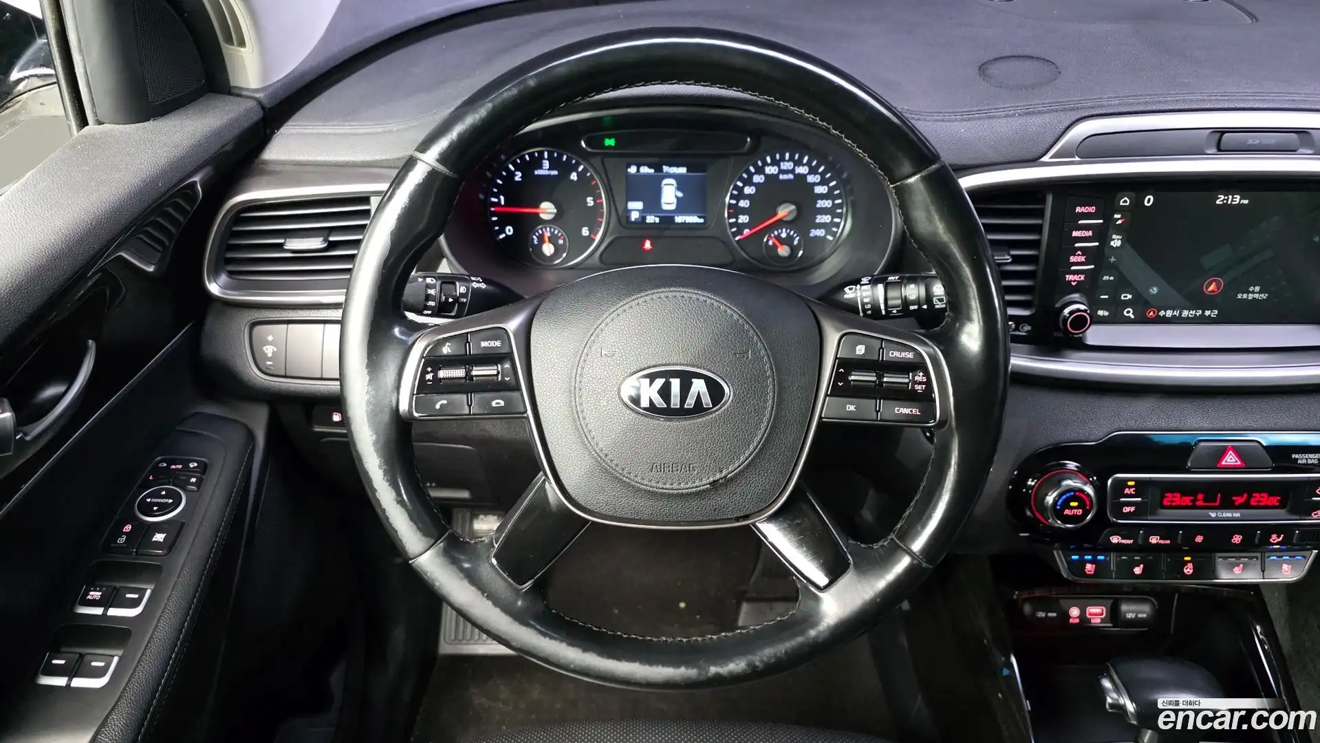 Sorento Kia 2018.0-OPTION-017