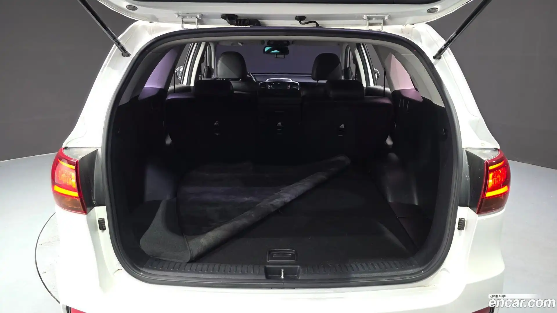 Sorento Kia 2018.0-OPTION-024