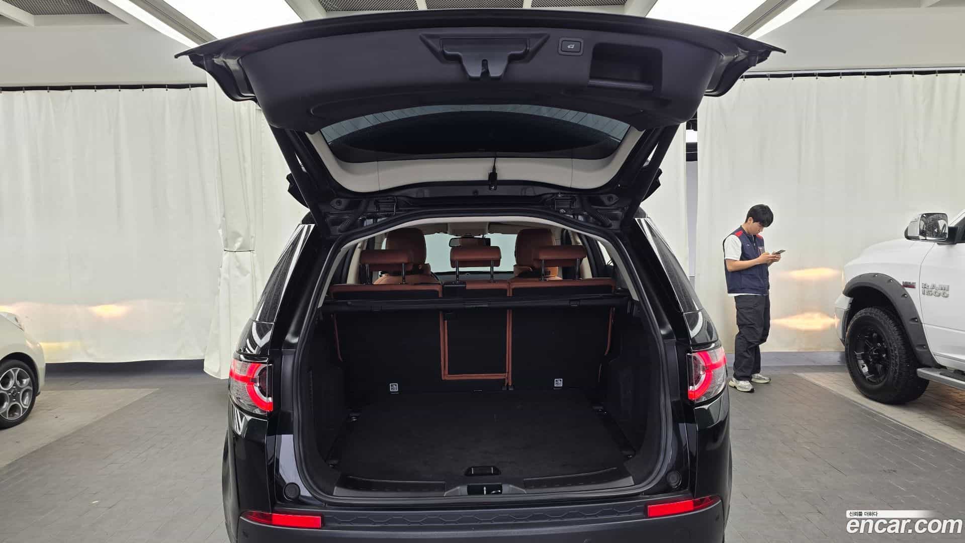 Discovery Sport Land Rover 2017.7-OPTION-024