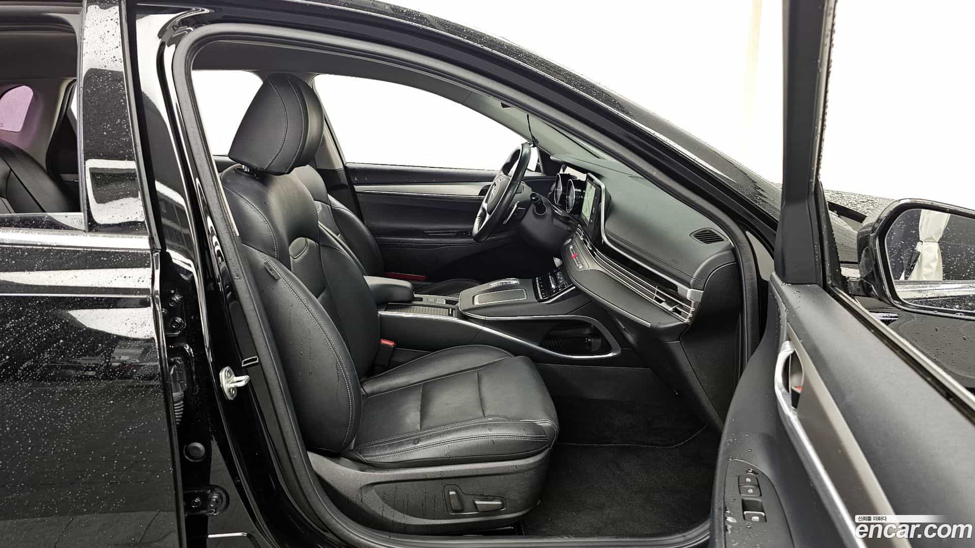 Grandeur Hyundai 2020.1-OPTION-015
