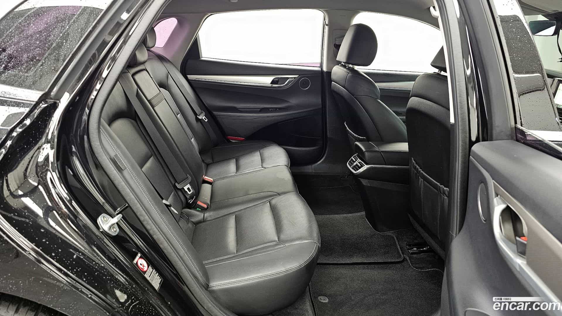Grandeur Hyundai 2020.1-OPTION-016